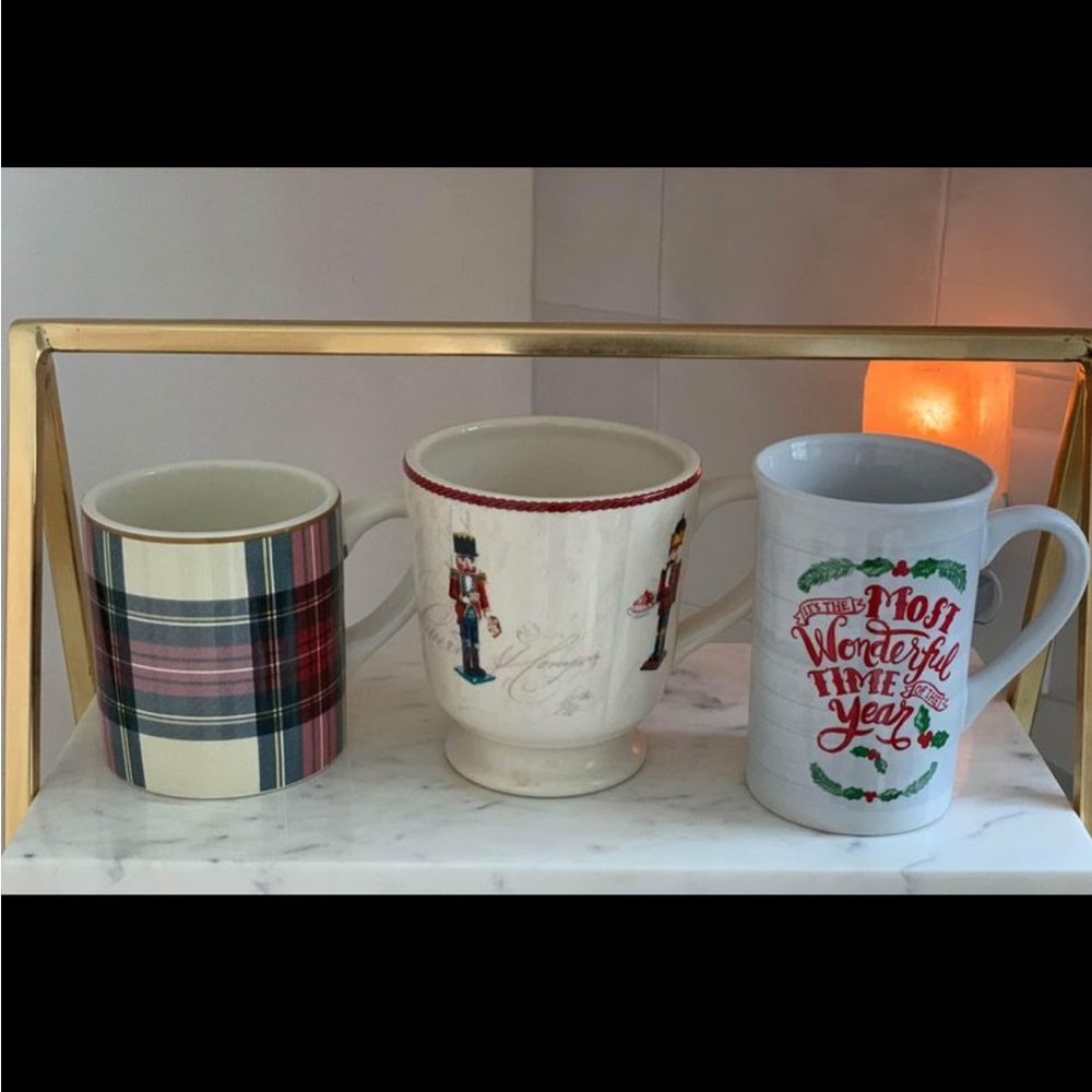 (3) Holiday Mug Bundle. 1 Williams & Sonoma Plaid, 1 W&S Nutcracker + extra
